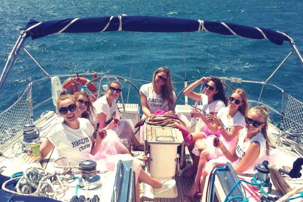 Sailing in a boat for the hen party