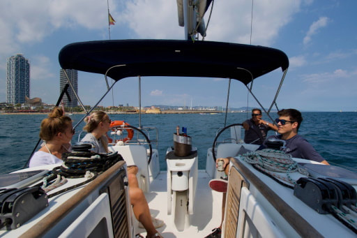 Sailing experience in Barcelona